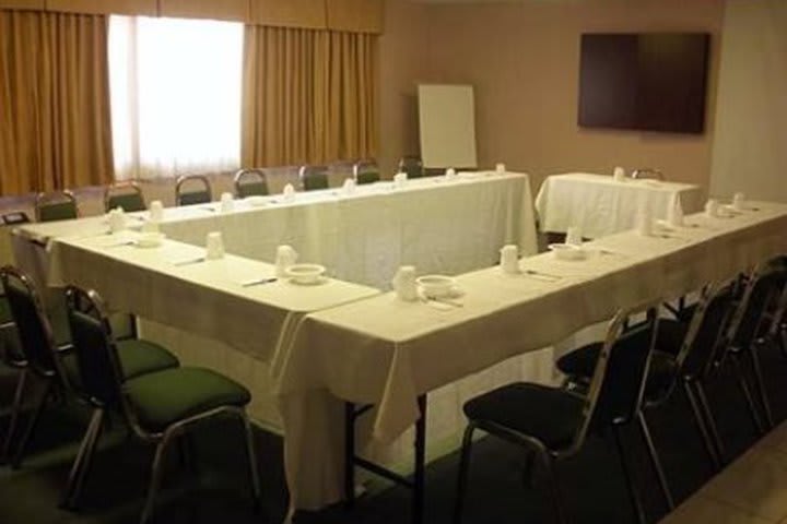 Meeting room at the Comfort Inn Meadowvale