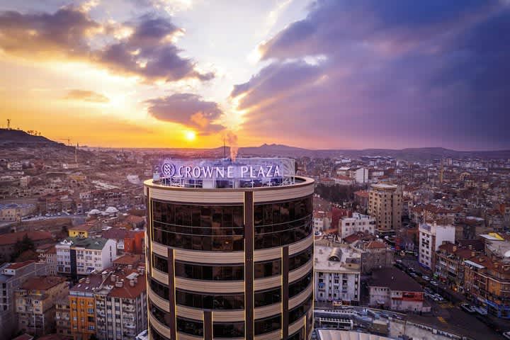 PriceTravel - Viaja fácil, sin pretextos