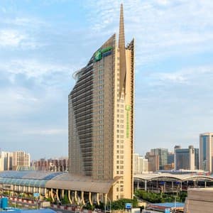 Holiday Inn Express Shanghai Zhabei, an IHG Hotel