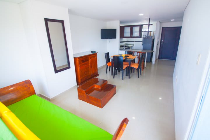 Área de descanso y comedor Apartamento con balcón 406BR