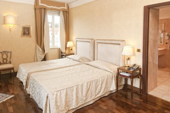 Suite at the Ambasciatori Palace hotel in downtown Rome