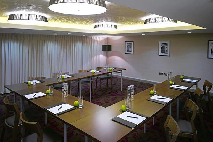 Mayfair Suite meeting room at the London Marriott Hotel Grosvenor Square