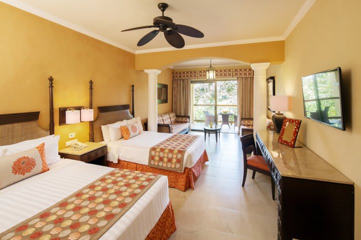 Suites are decorated in colonial style