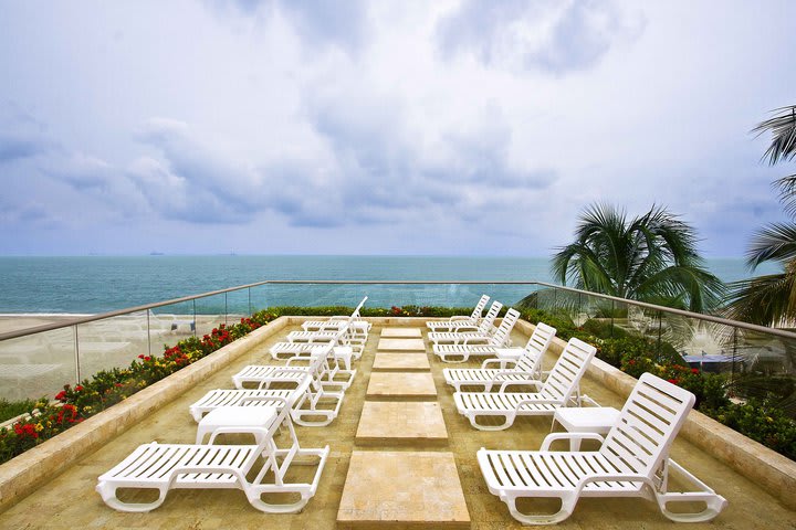 Terraza con vista al mar