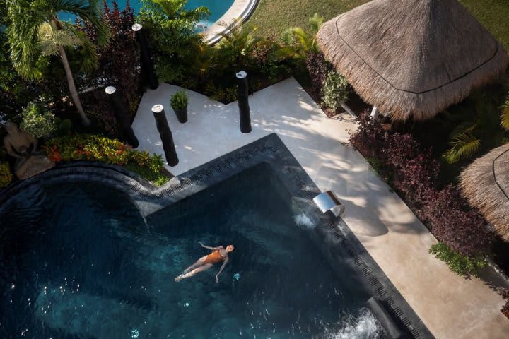 Hydrotherapy area in the Spa