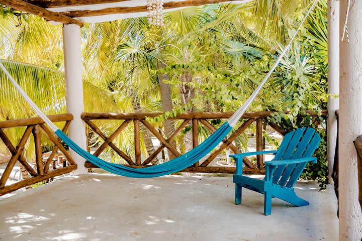 Sitting area with hammocks