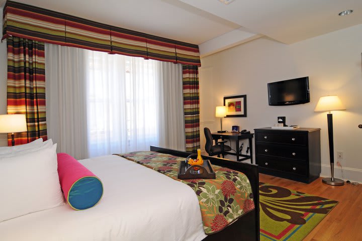 Hotel Indigo at the Alamo tiene 91 habitaciones y suites