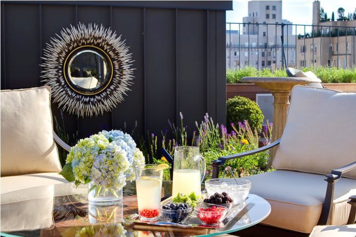 Terraza privada del hotel The Surrey en Nueva York