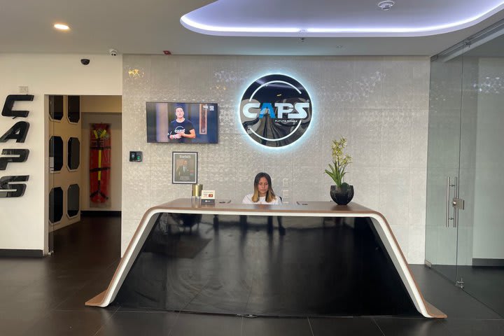 24-hour front desk service