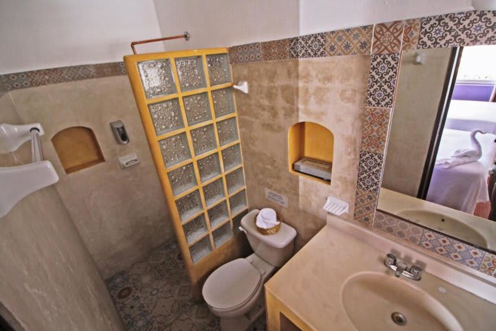 Guest bathroom