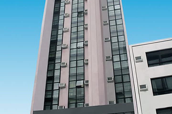 Roochelle Corporate Hotel
