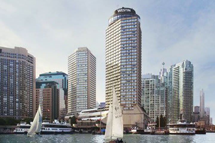 El Westin Harbour Castle se ubica frente al Lago de Ontario en Canadá