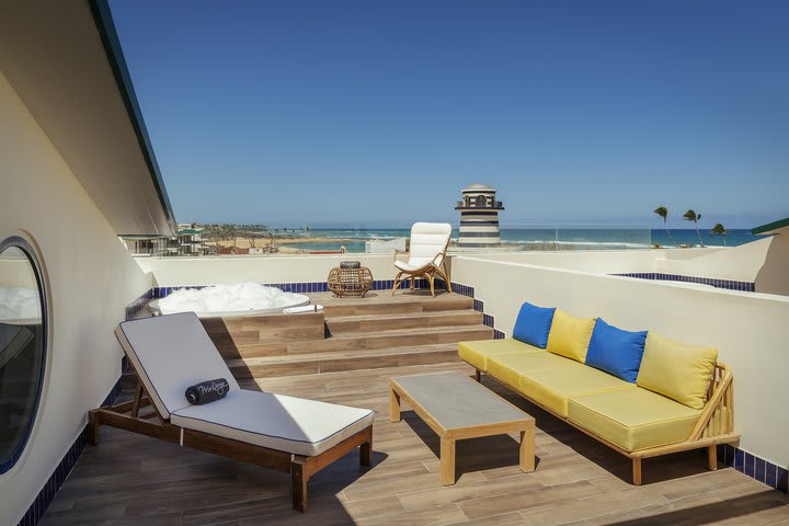 Terraza con jacuzzi de la suite rooftop