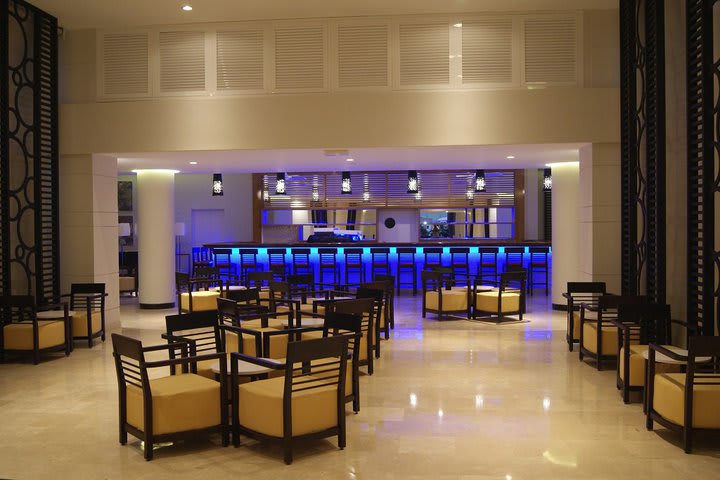 Lobby bar