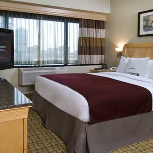 DoubleTree by Hilton Hotel & Suites Jersey City