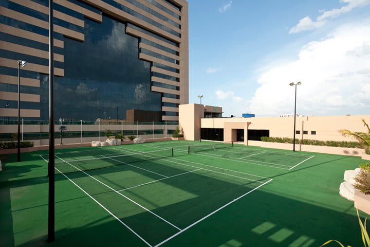 Tennis court