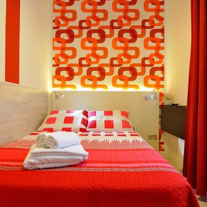 Hostal Far Home Plaza Mayor