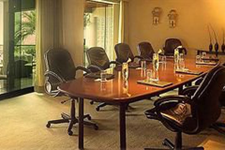 Boardroom at Hotel & Spa Golf Los Incas