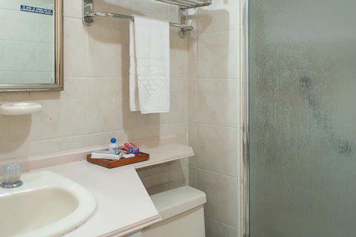 Baño de una habitación