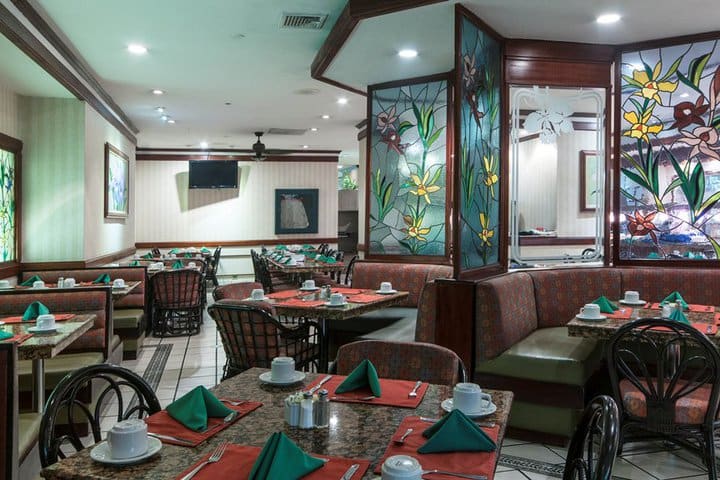 Tropicana restaurant serves Costa Rican and international dishes