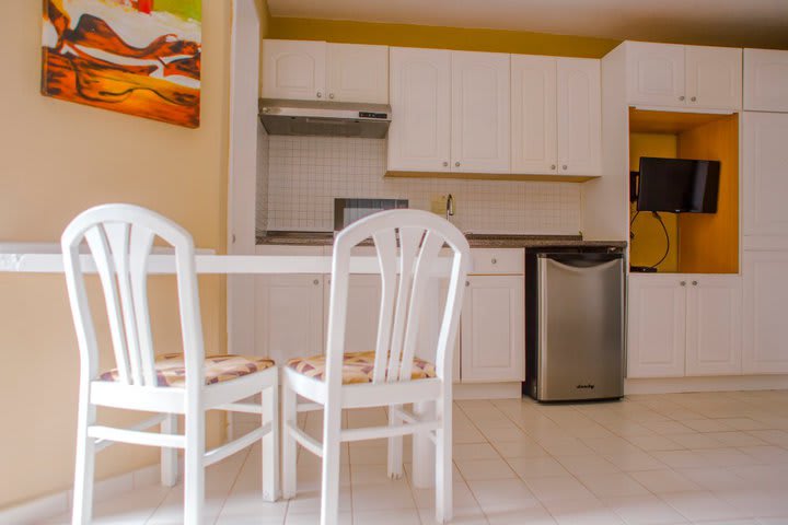 Guest rooms are equipped with minibar