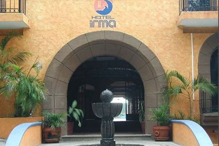 Entrada del hotel