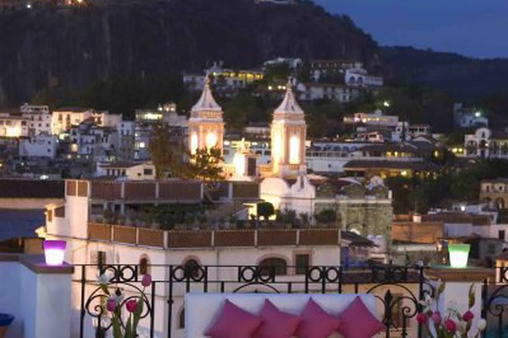 Vista a Taxco desde el bar del hotel Boutique Pueblo Lindo