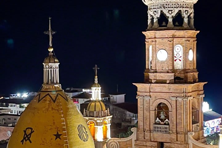 Vista de noche desde el hotel