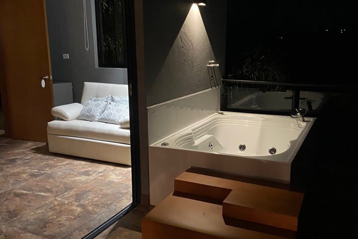 Superior guest room with Jacuzzi