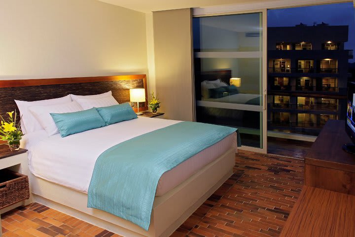 Guest rooms and suites are equipped with air conditioning