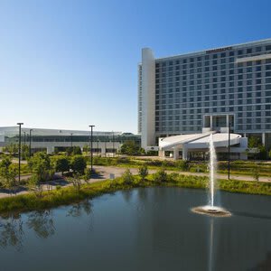 Renaissance Schaumburg Convention Center Hotel