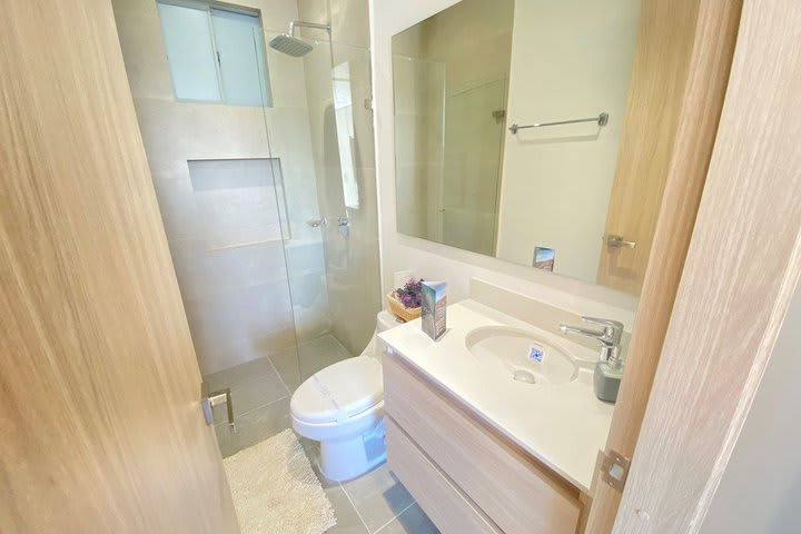 Baño de un Apartamento SMR342A