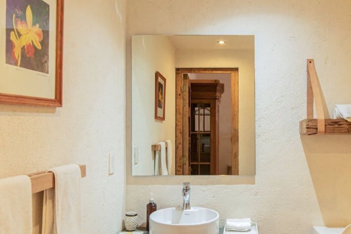 Baño privado de una habitación