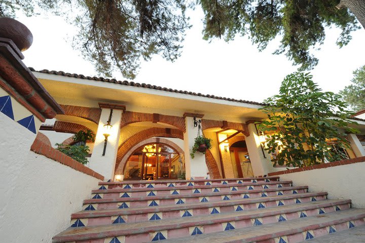 Escaleras del hotel Imperio de Ángeles en San Miguel de Allende