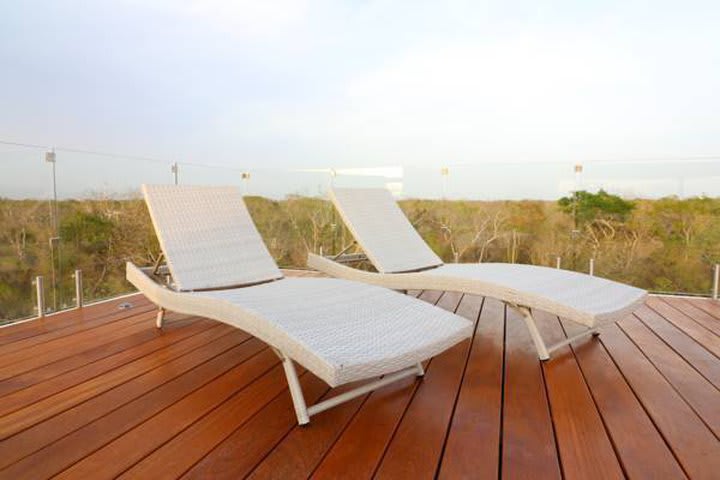 Sun loungers on the terrace of the penthouse