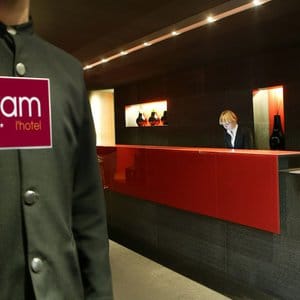 Cram Hotel