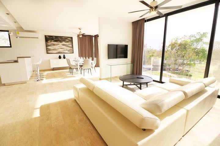 Sitting area in the penthouse