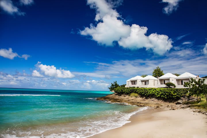Img - Honeymoon Cove Room (King Bed)