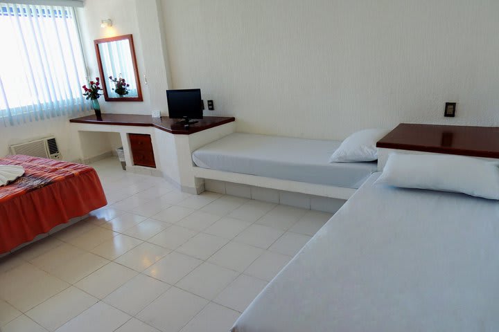 Standard Room, Street View