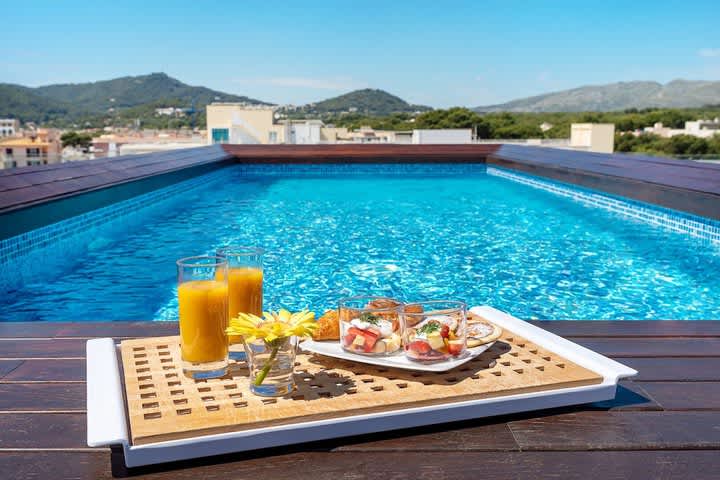 PriceTravel - Viaja fácil, sin pretextos