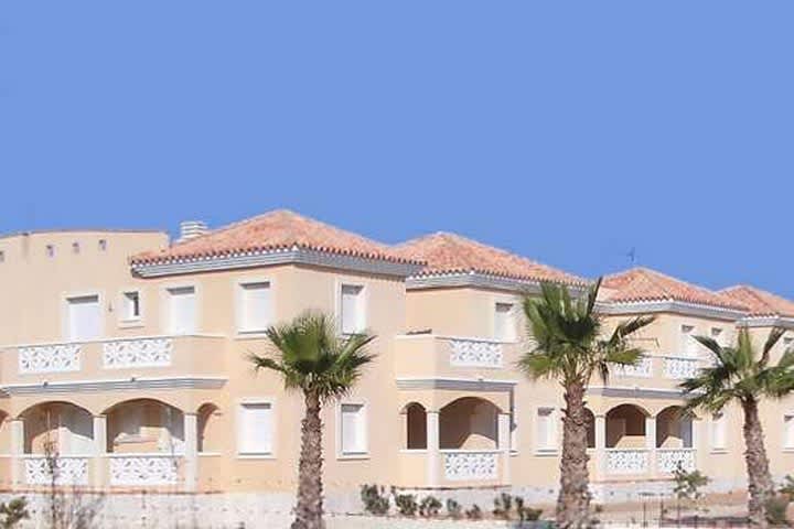 PriceTravel - Viaja fácil, sin pretextos