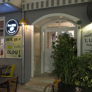 Luna Boutique Hotel