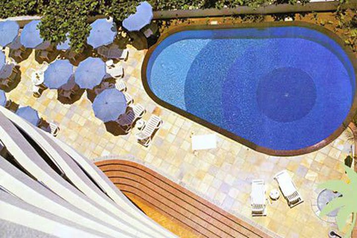 Pool at the Atlantic Towers Salvador hotel