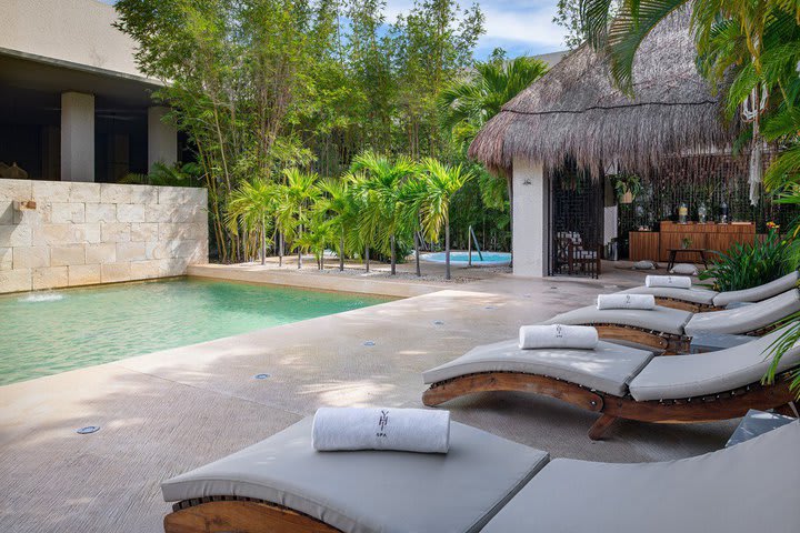 Hydrotherapy area of the Yhi Spa