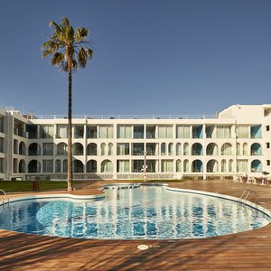 Ebano Hotel Apartments & Spa