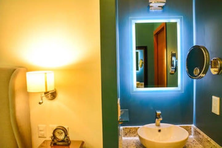 Guest bathroom