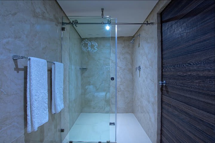 Shower in a deluxe guest room