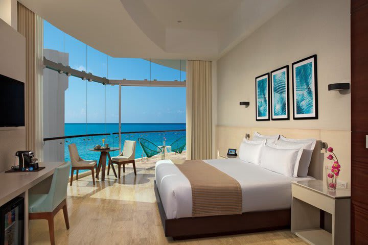 Altitude corner suite with partial ocean view