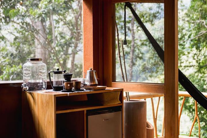 Servicio de café en una villa