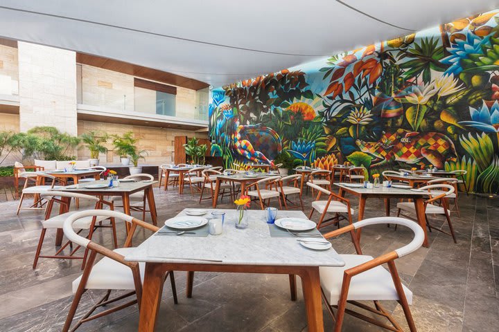 El Mural restaurant